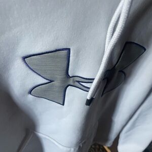 Sweatshirt white with gray and purple under Armour